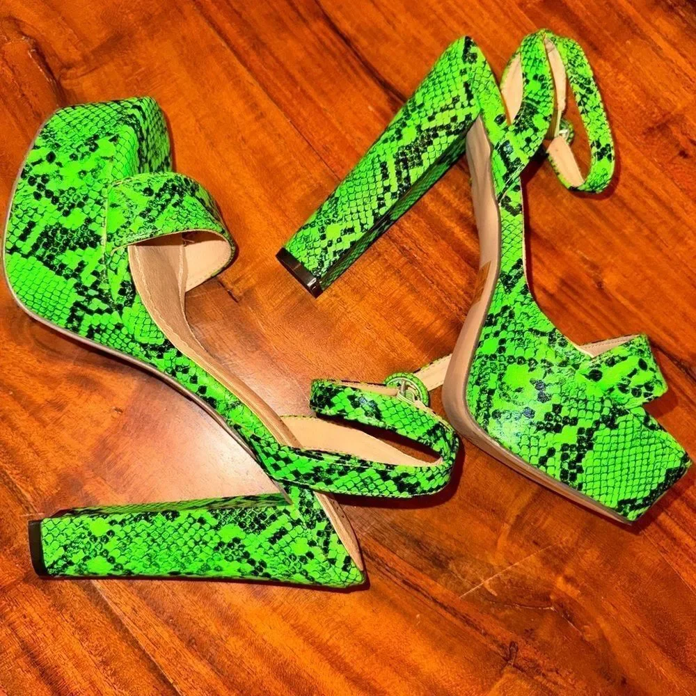 Nordstrom: Lime Green faux Snakeskin Platform Heels NWOT SZ 7